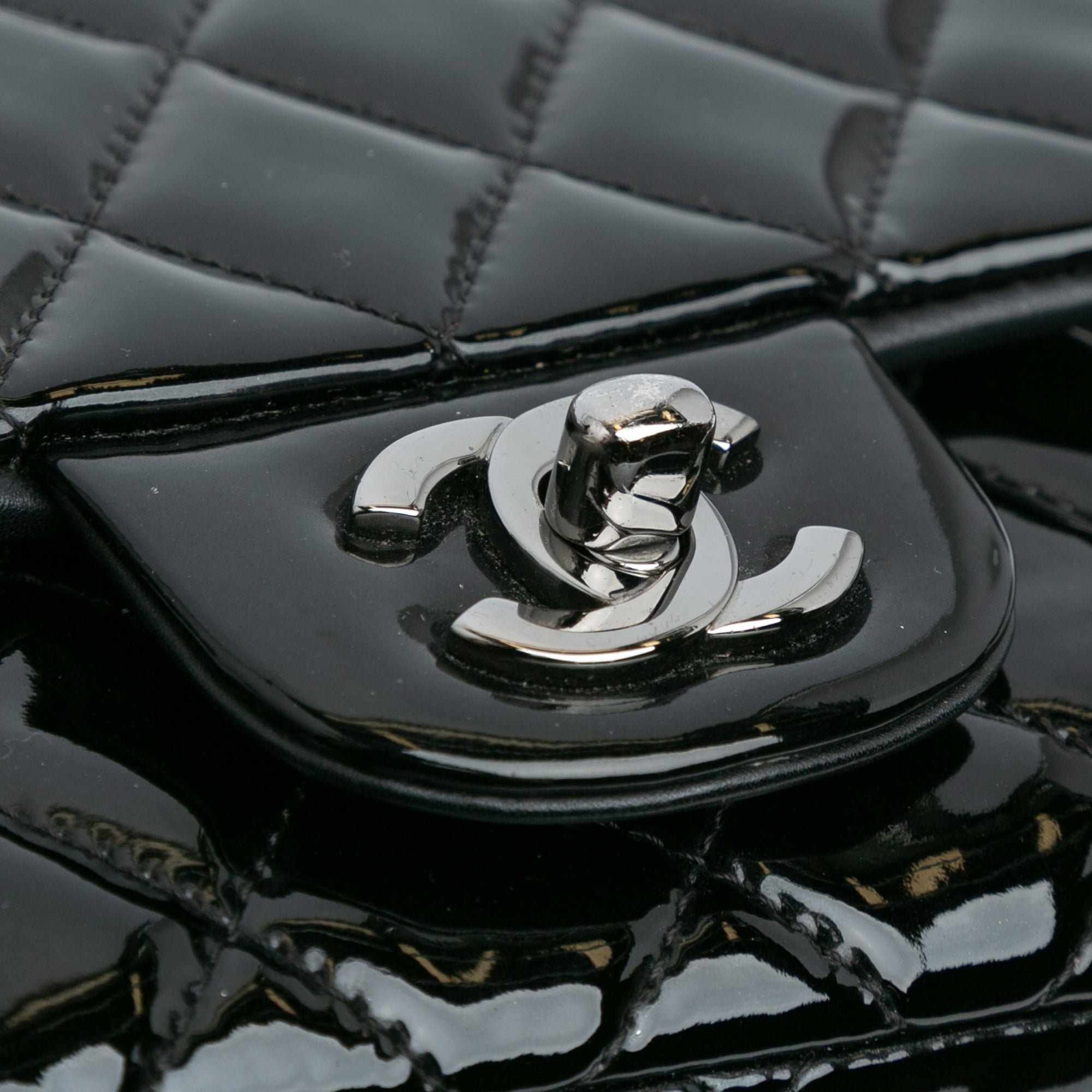 Chanel | Pre-Owned Mini Square Classic Patent Single Flap - XIII | Black