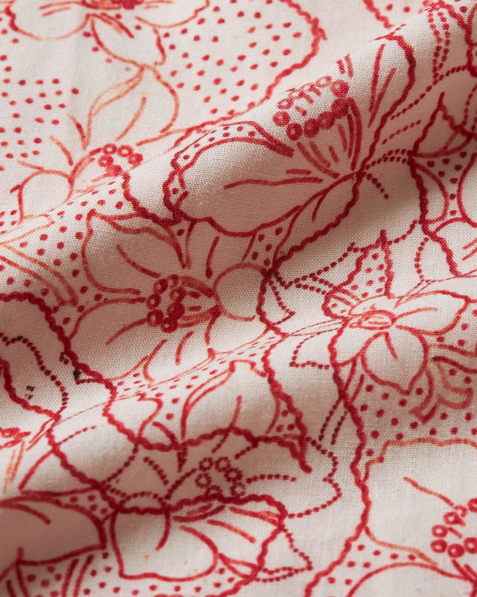 Hibbert Floral Nouveau Print Classic Fit Capri Collar Shirt in Summer Red/White Sand | Summer Red/White Sand