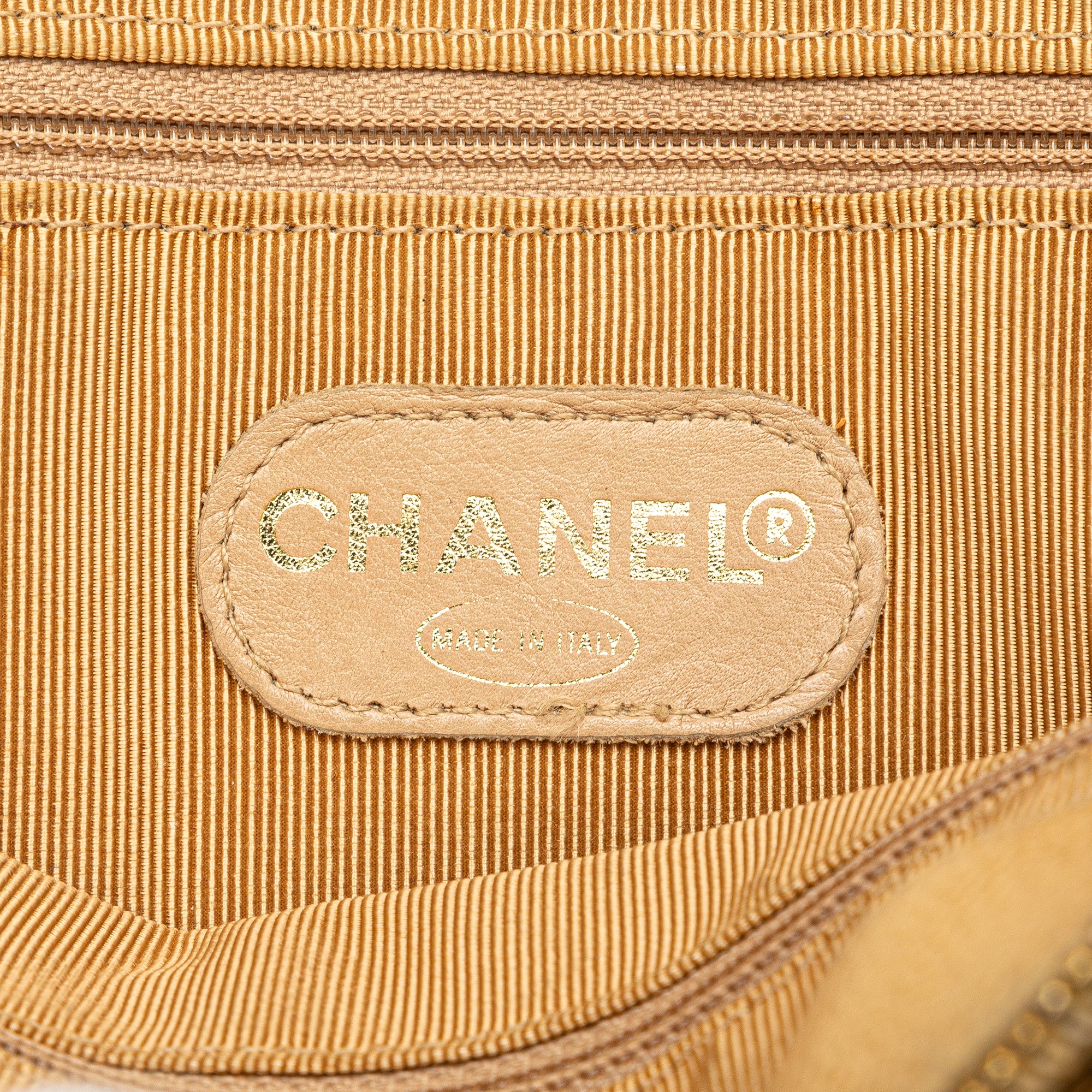Chanel | Pre-Owned Caviar Logo Chain Shoulder Bag | Yellow/Light Yellow