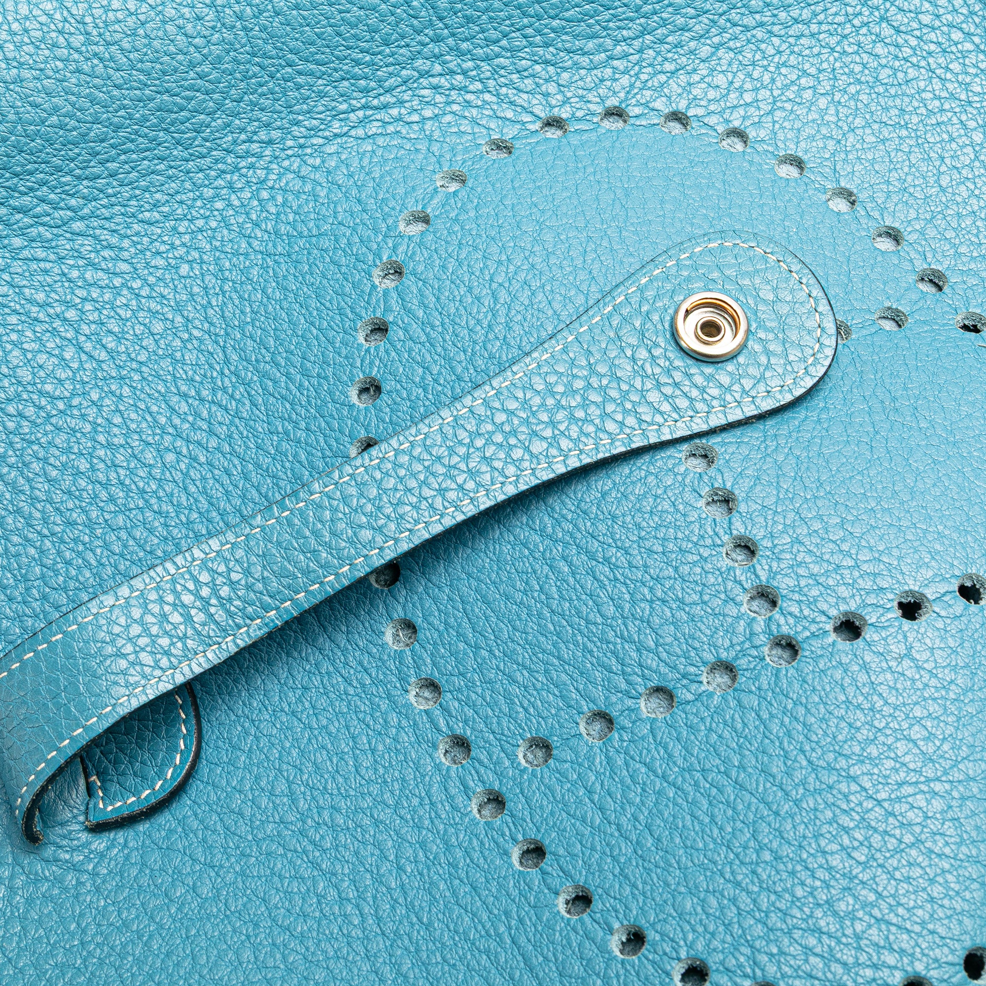 Hermes | Pre-Owned Clemence Evelyne II GM | Blue/Light Blue