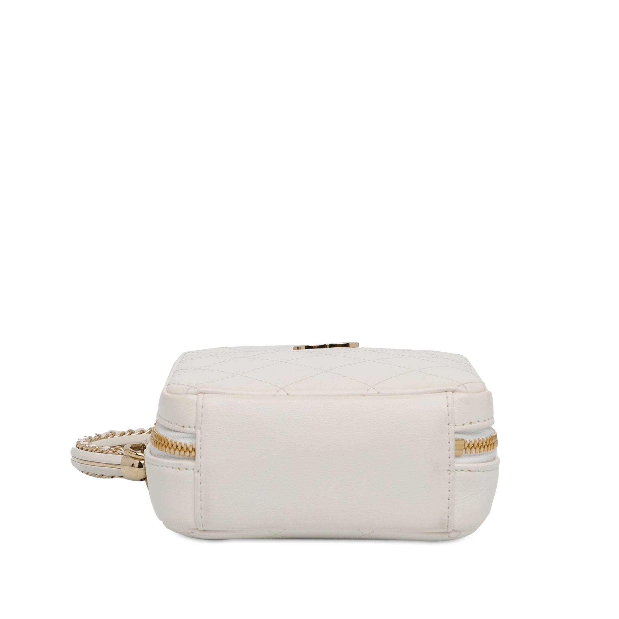 Chanel | Pre-Owned CC Lambskin Round Handle Camera Case | White