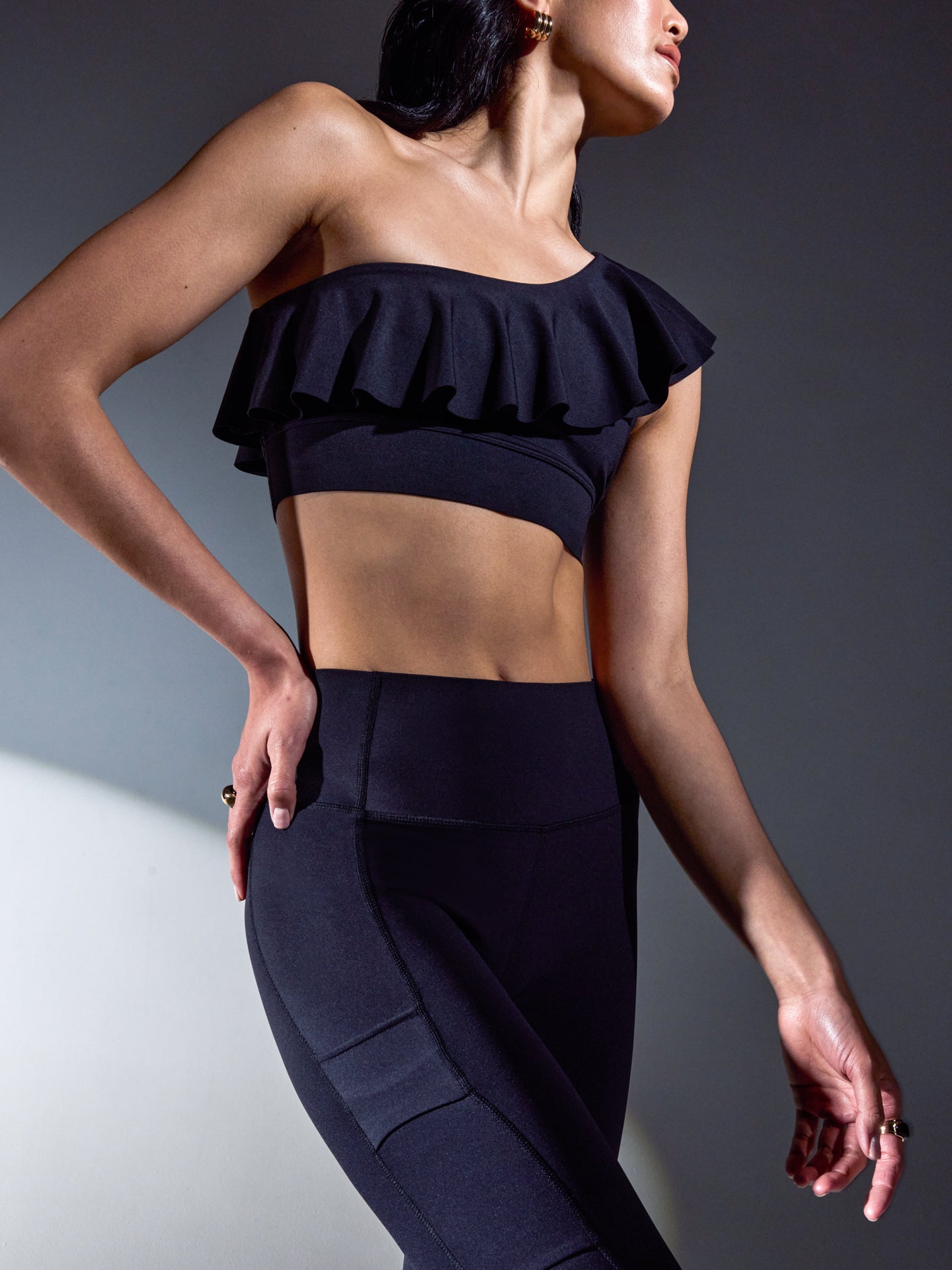 Ruffle One Shoulder Bra in Diamond Compression | Black