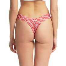 Signature Lace Low Rise Thong | Winter Wonderland