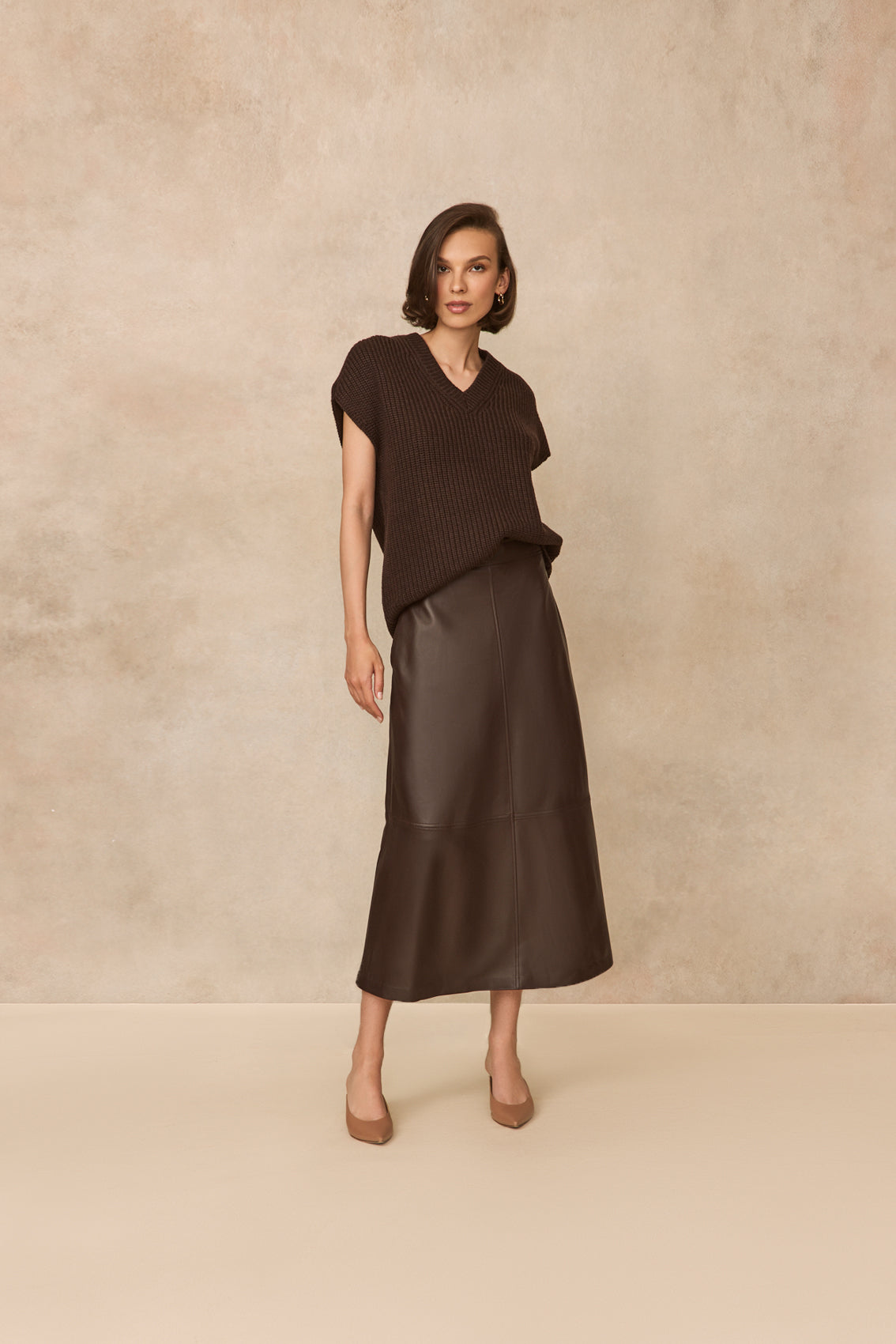 Button Detail Sleeveless Sweater | Chocolate