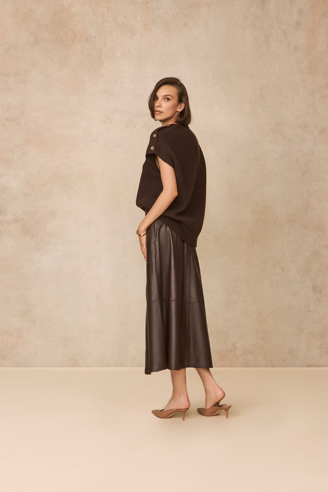 Button Detail Sleeveless Sweater | Chocolate