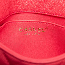 Chanel | Pre-Owned Mini Quilted Caviar Sweetheart Flap | Pink/Dark Pink