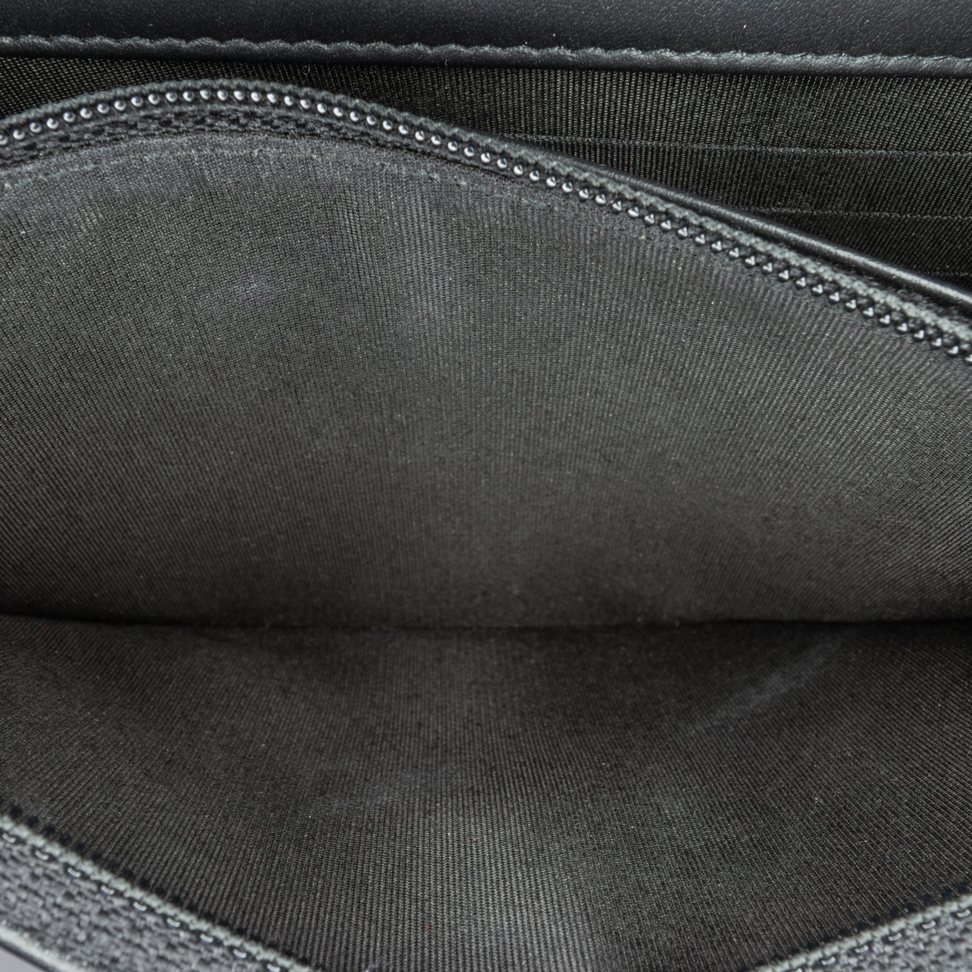 Chanel | Pre-Owned Quilted Crackled Patent Pearl Strap Wallet On Chain | Black