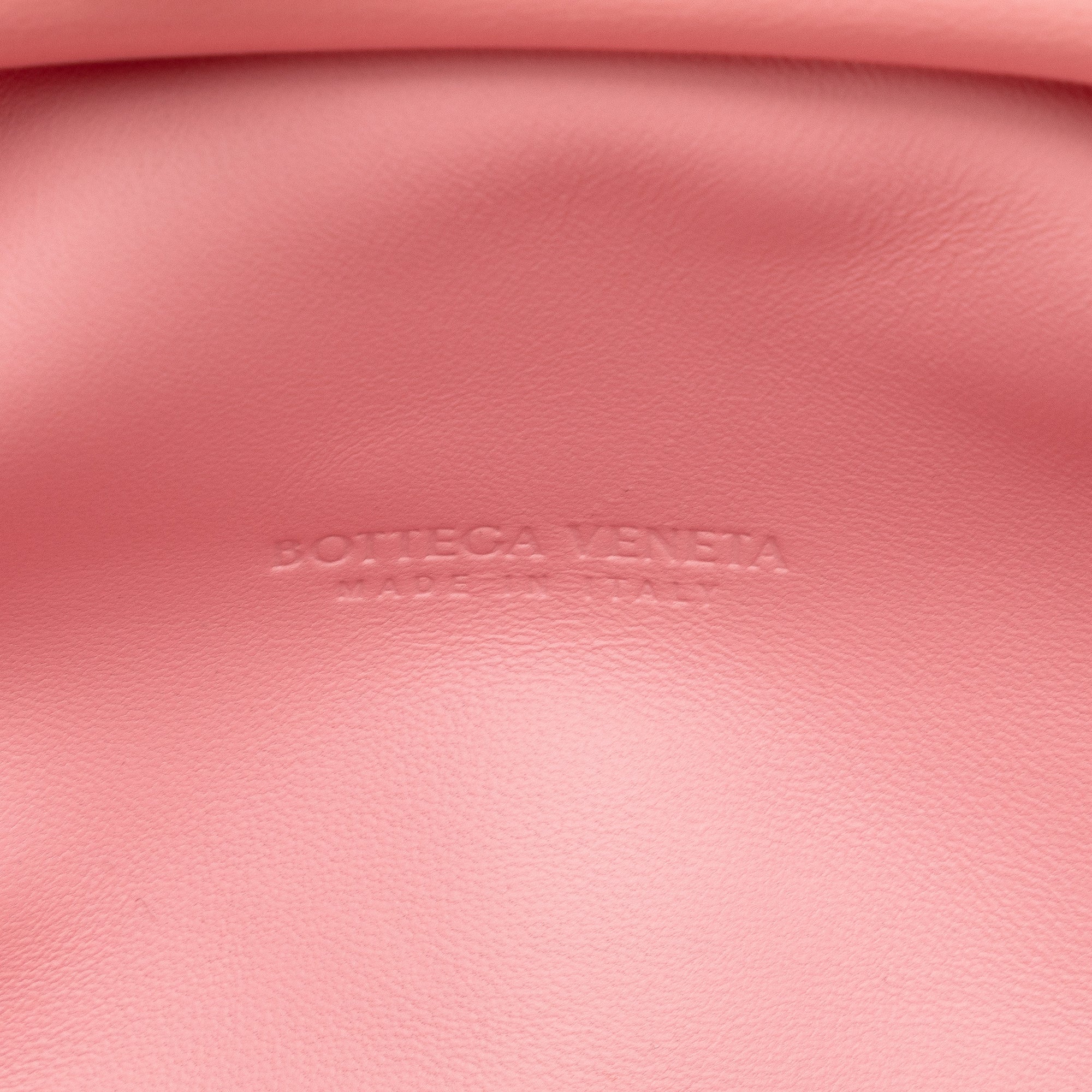 Bottega Veneta | Pre-Owned Chenille The Mini Pouch Crossbody | Pink