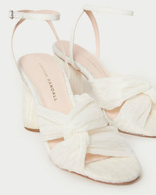 Color: Pearl