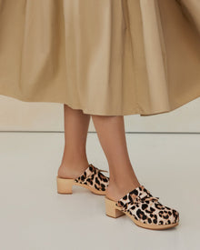 Color: Mocha Leopard