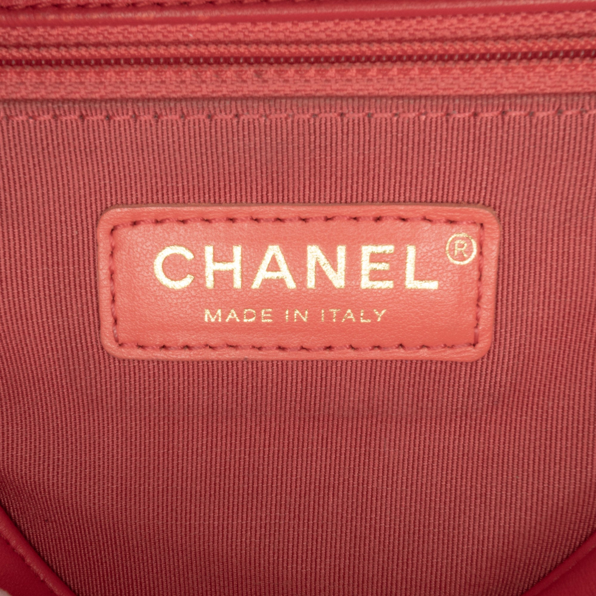 Chanel | Pre-Owned Medium Lambskin In The Loop Flap | Red