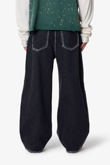 Raw Pleated Denim | Rinsed Black