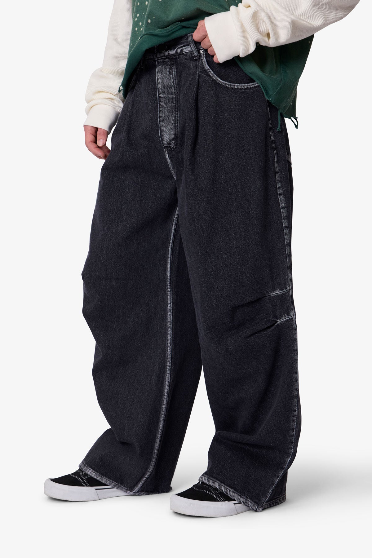 Raw Pleated Denim | Rinsed Black