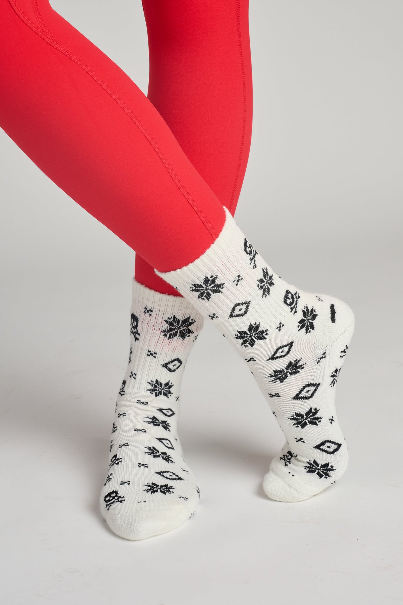Soul by SoulCycle | Holiday Half Calf Sock | Black/White