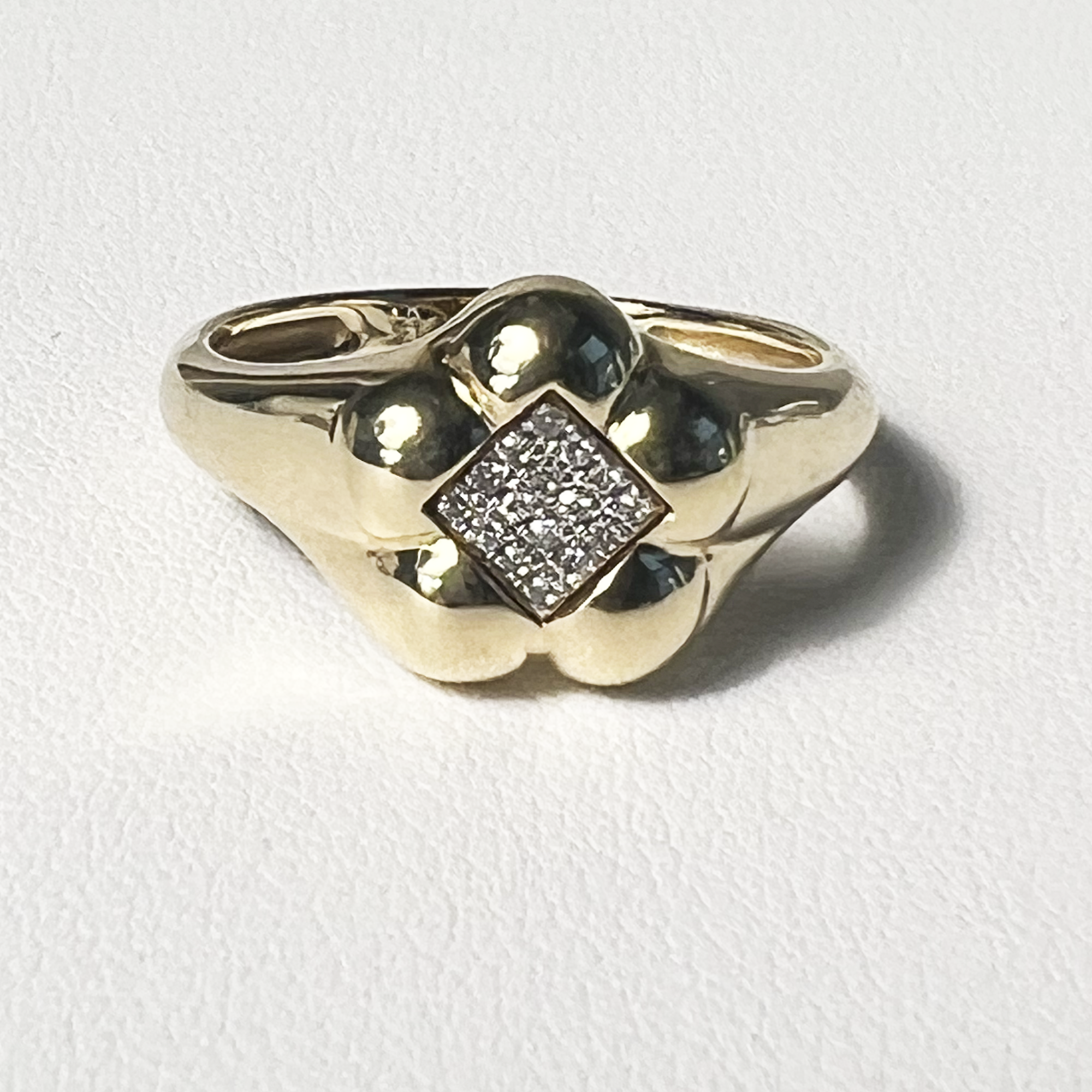 Pave Diamond Puffy Flower Signet Ring | 14K Yellow Gold | White Diamond