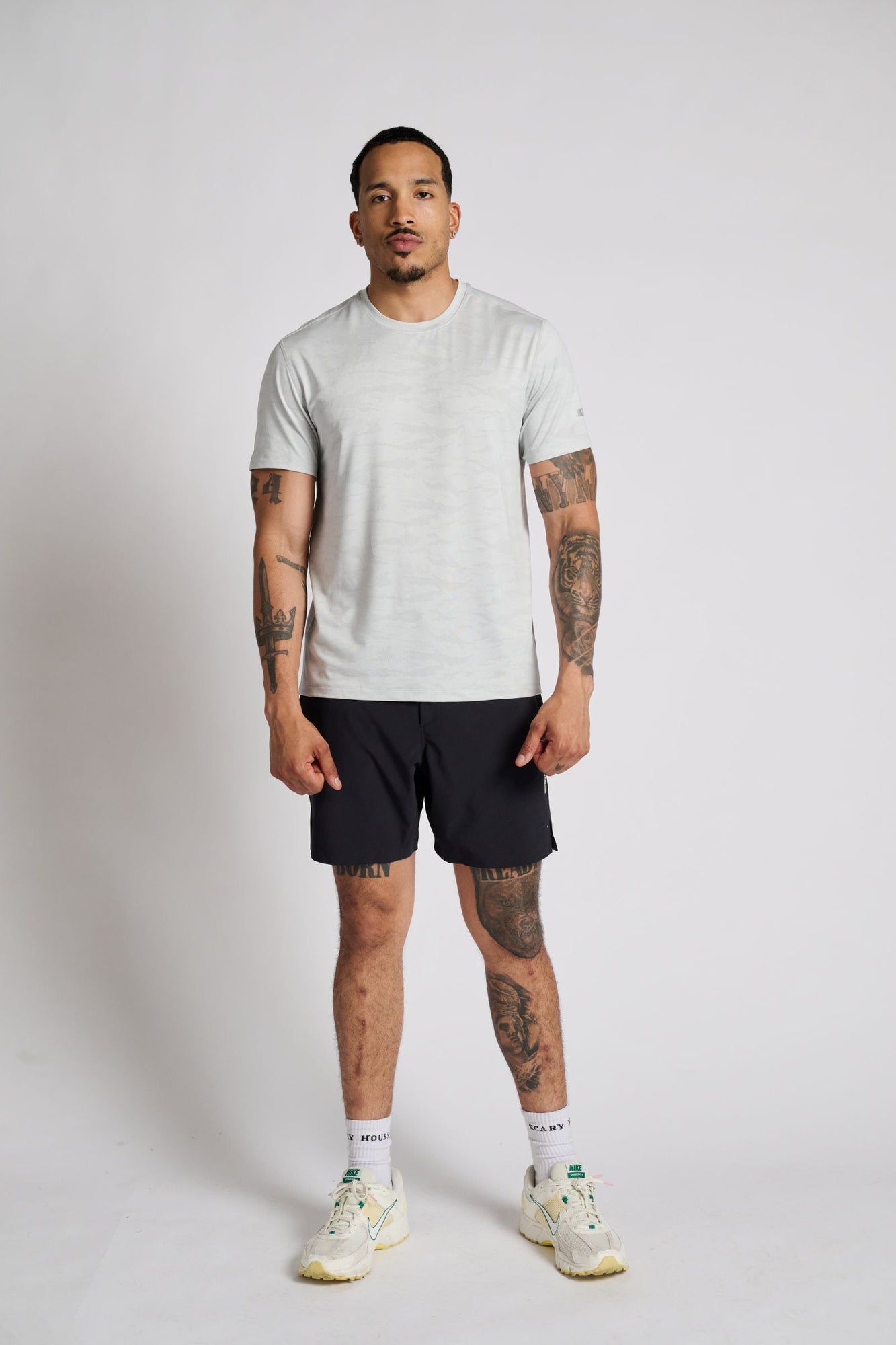 Men | Ten Thousand | Interval Short | Black