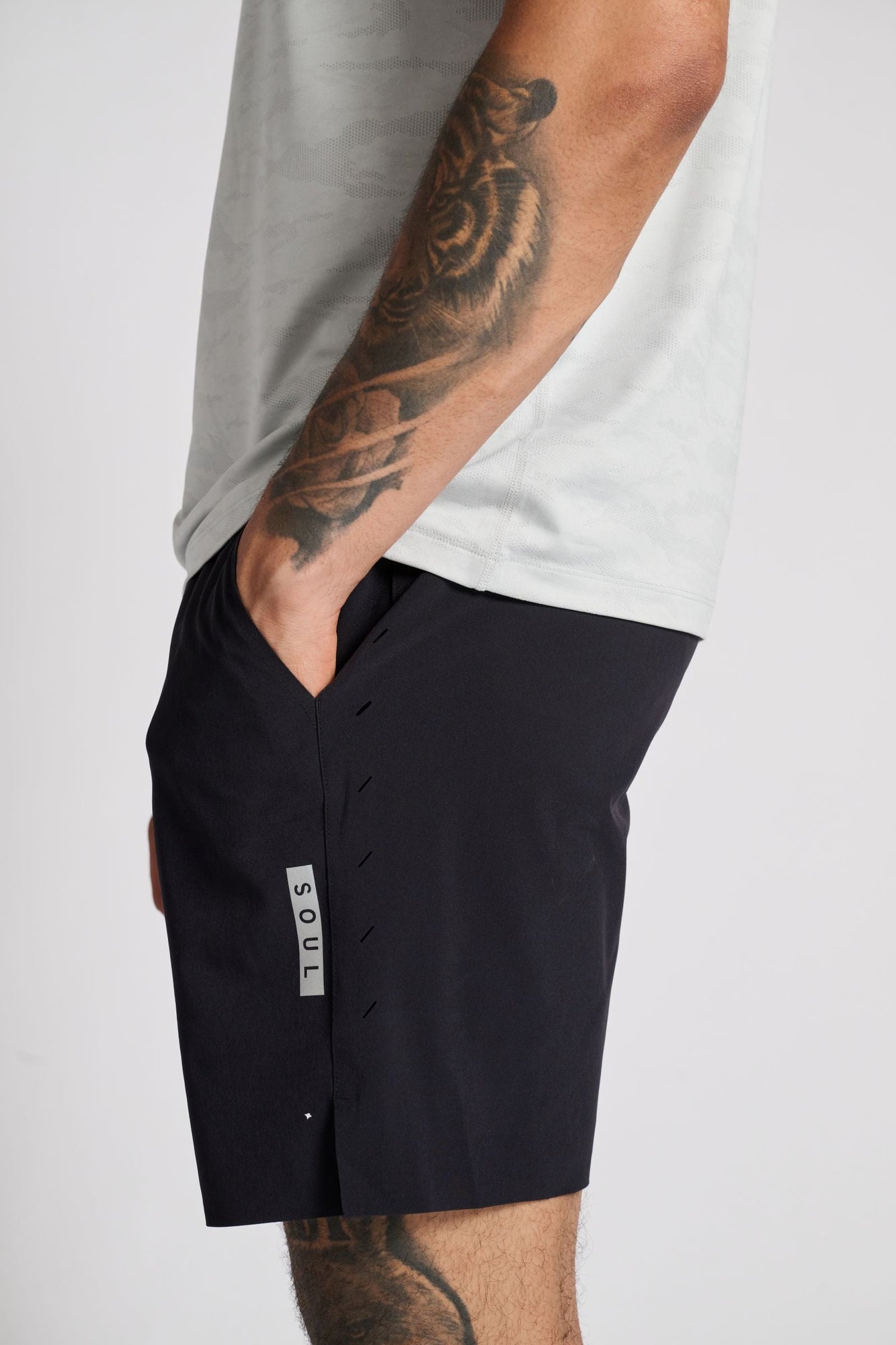 Men | Ten Thousand | Interval Short | Black