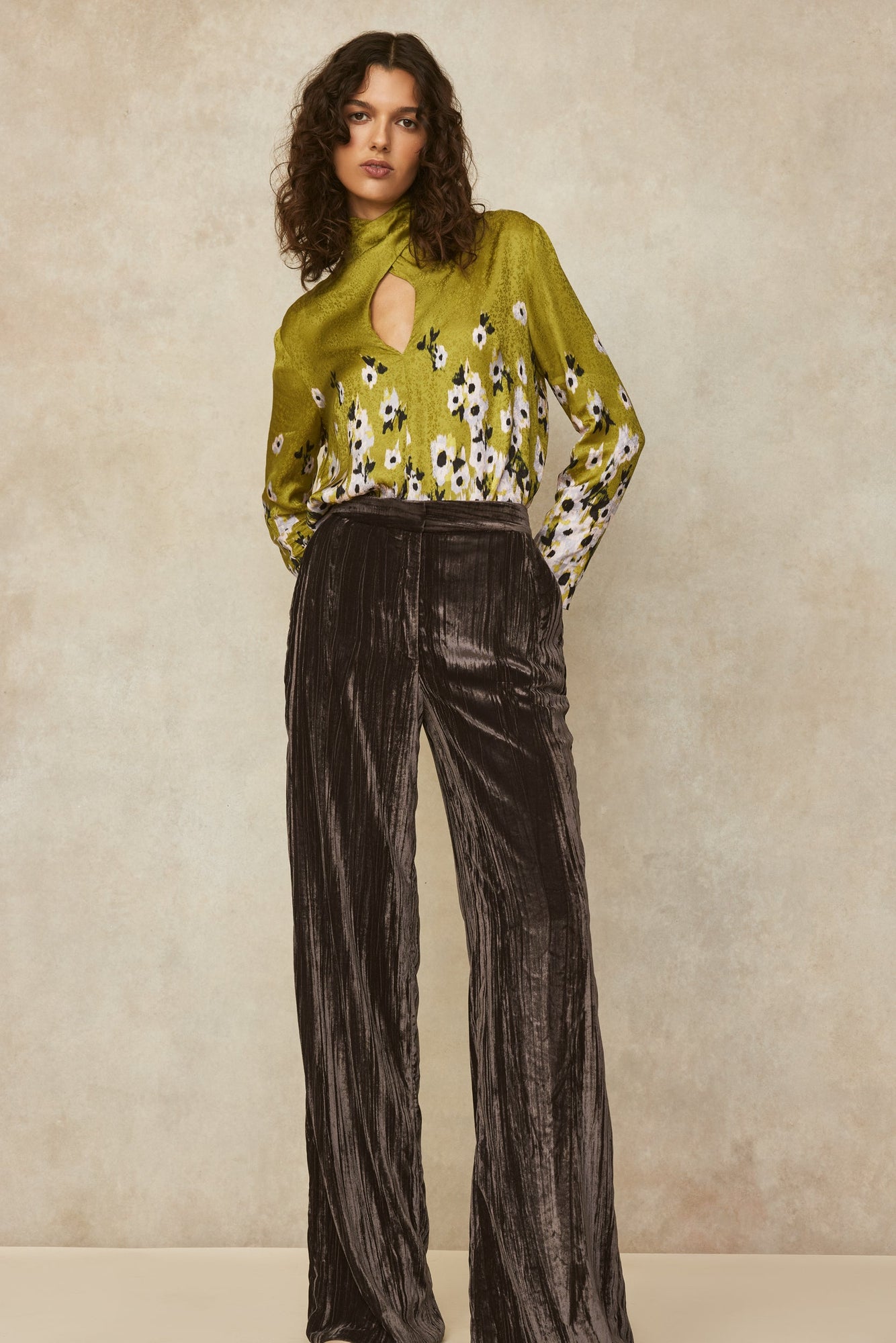 Crinkled Velvet Ruthie Pant | Mink