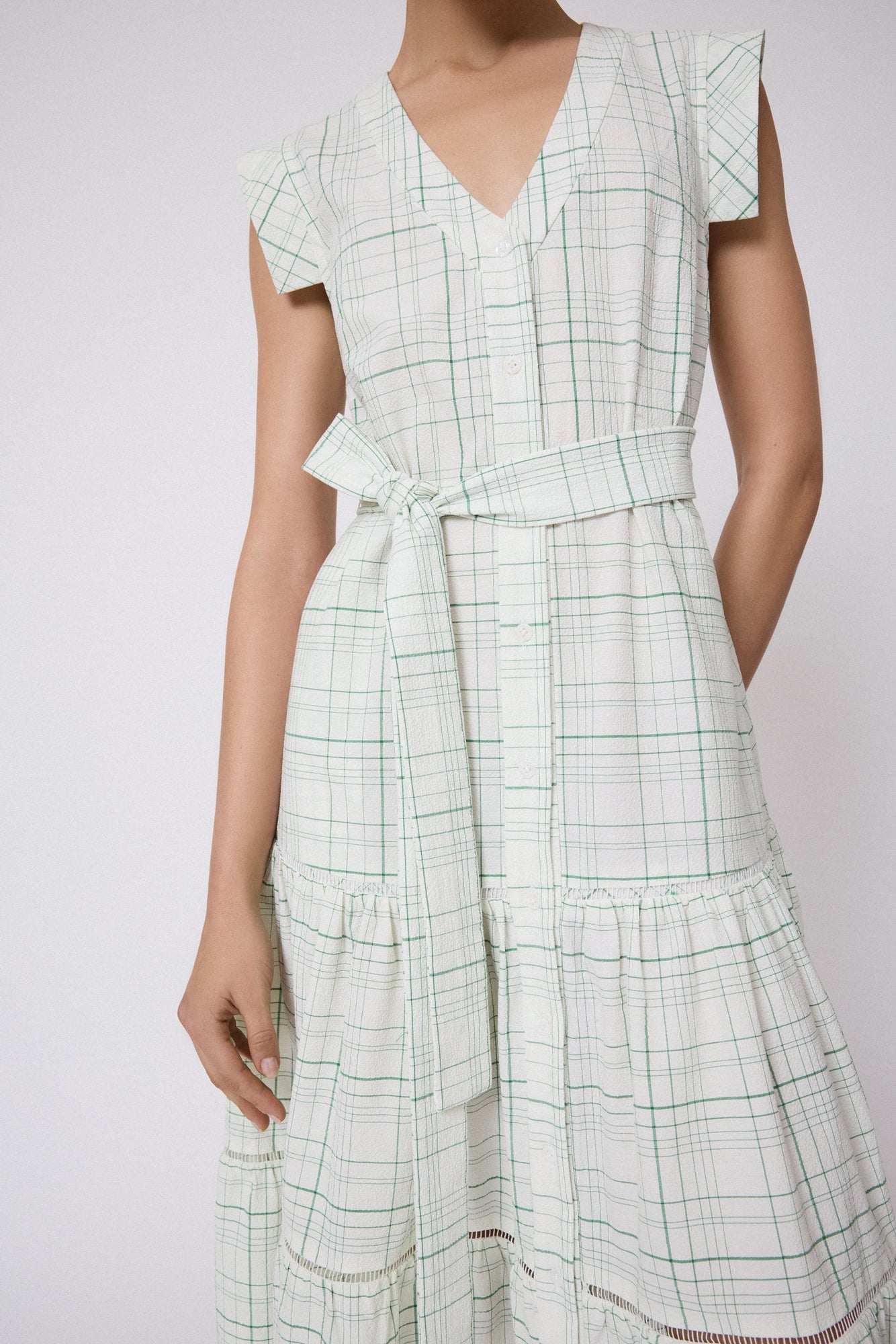 Stretch Seersucker Tiered Dress | White