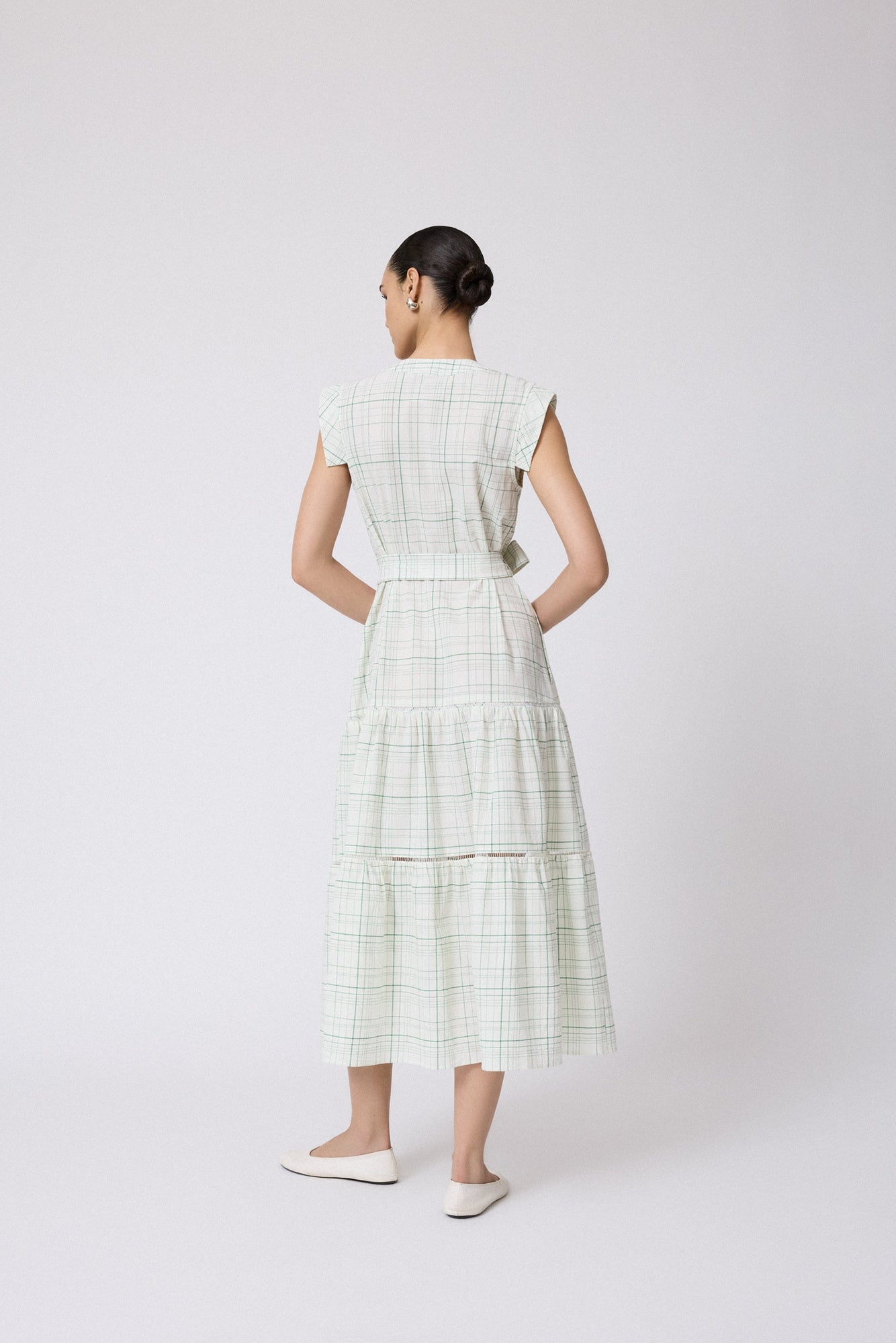 Stretch Seersucker Tiered Dress | White