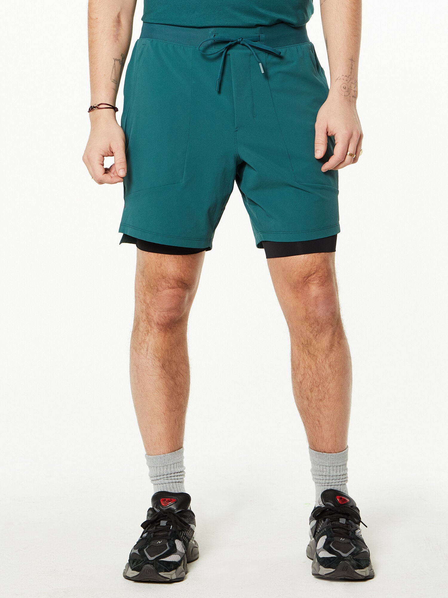 Men | Lululemon | License to Train Short 7" Lined | Green Jasper
