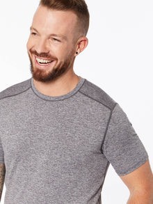 Men | Yellow by SoulCycle | Breeze Seamless Tee Heather Grey | Heather Grey
