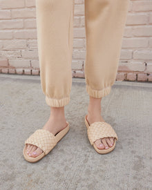Color: Almond