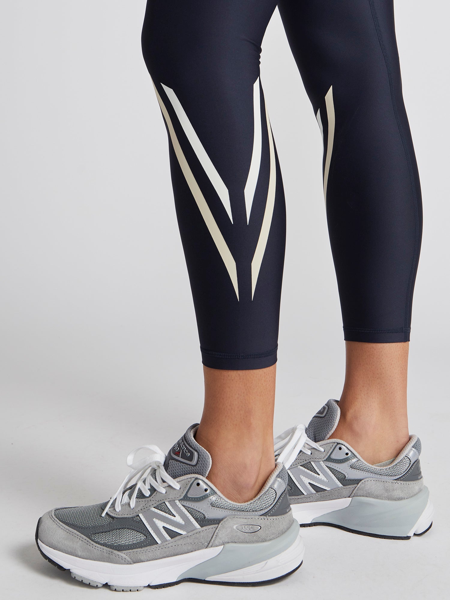 Women | The Upside | Cordoba 25" Midi Pant | Navy