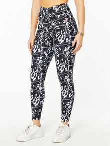 Women | EleVen by Venus Williams | 90's Girl 7/8 Legging | Black/White