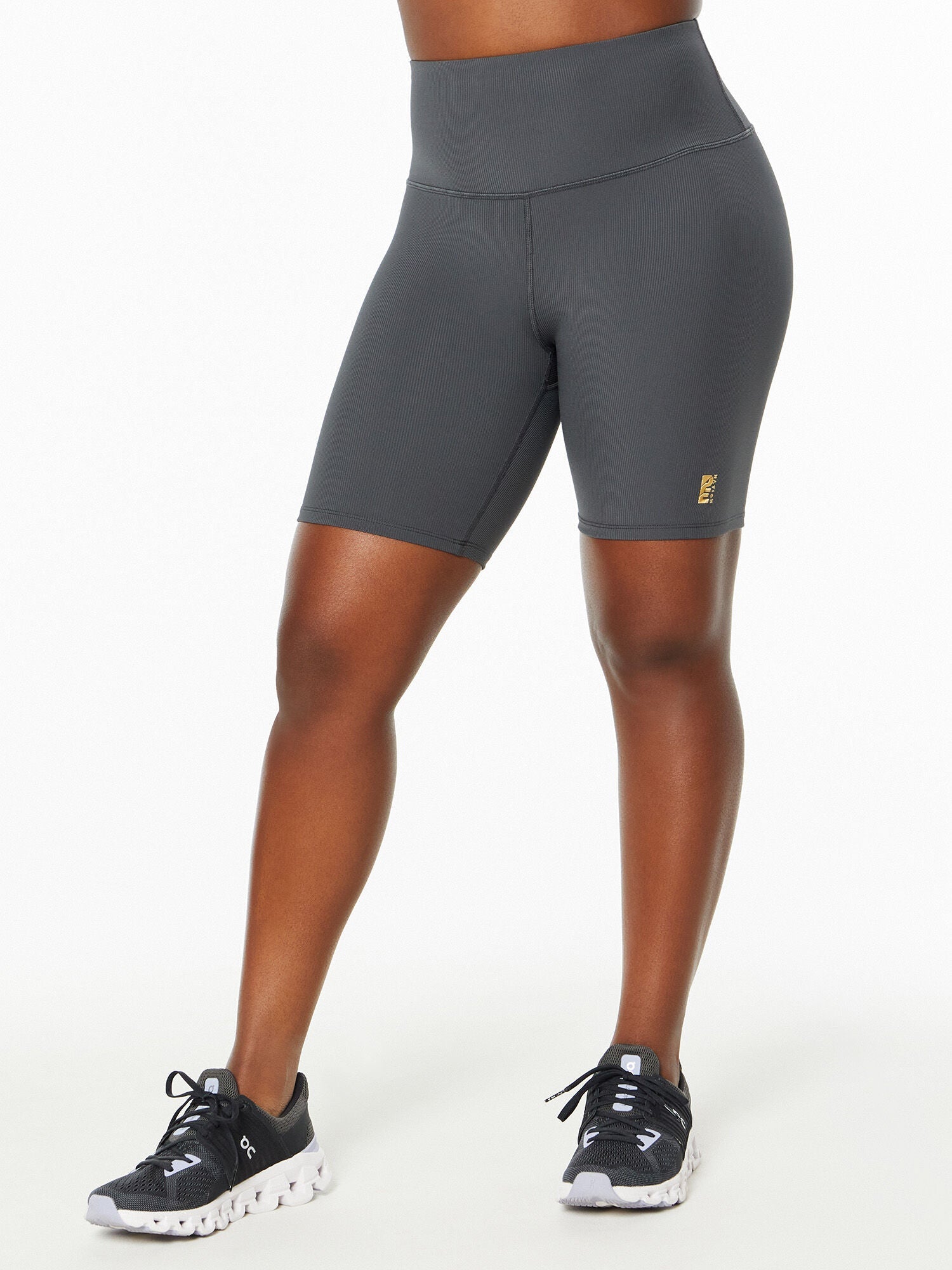 Women | P.E Nation | Universal Short 7" Dark Shadow | Shadow Grey