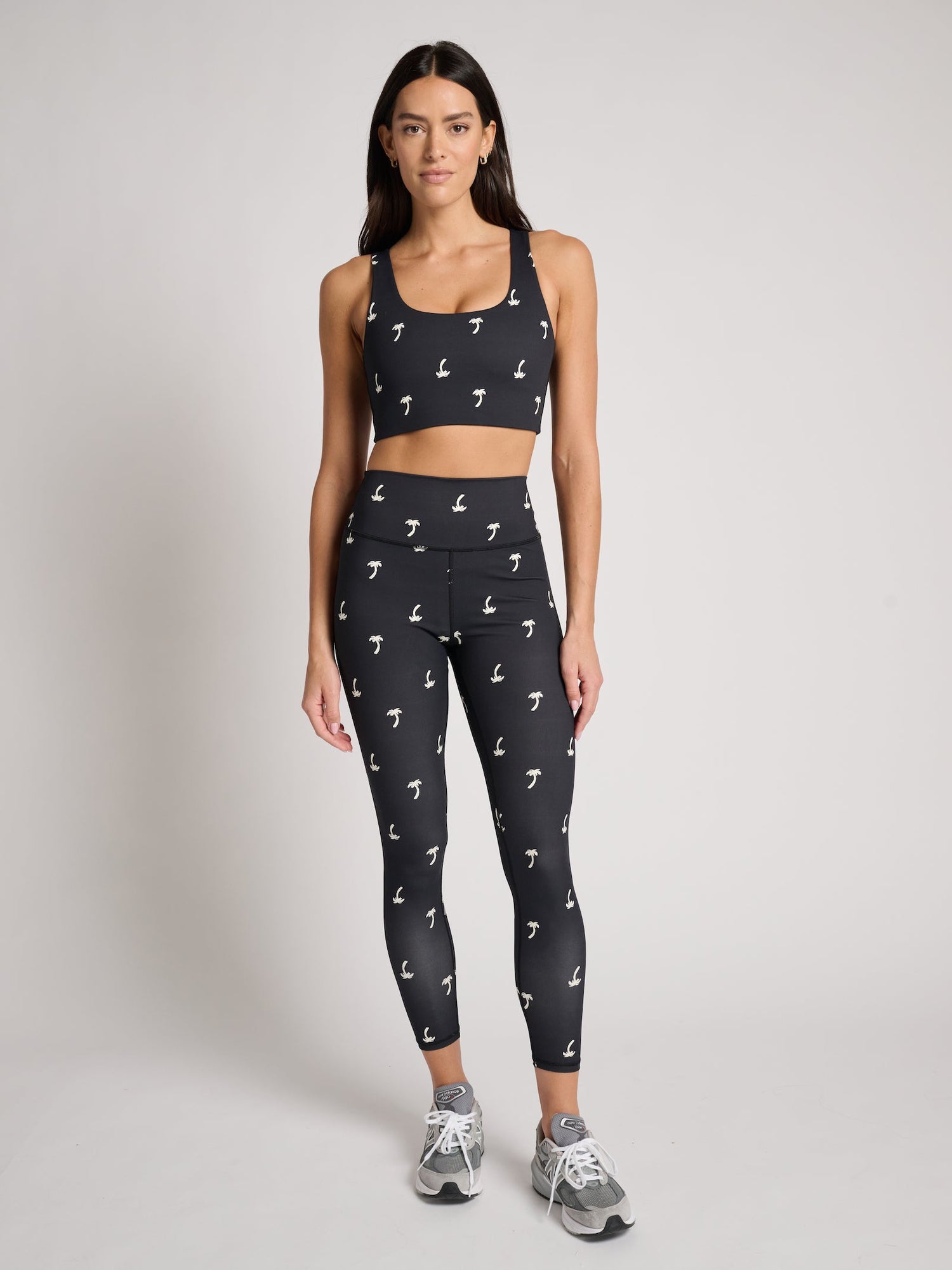 Women | Spiritual Gangster | Throwing Shade Lotus Legging | Black