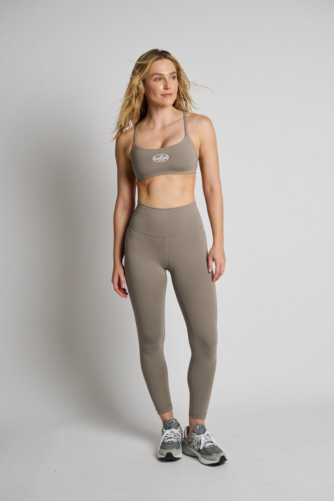 Women | Lululemon | Wunder Train High Rise Tight 25" | Warm Ash Grey