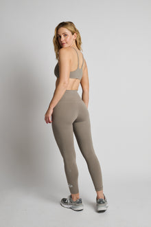 Women | Lululemon | Wunder Train Strappy Racer Bra | Warm Ash Grey