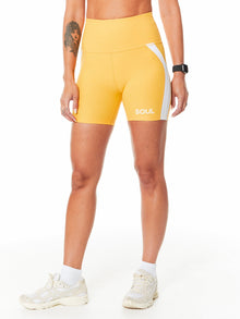 Women | Beyond Yoga | Spacedye Top Line Biker Short | Yellow