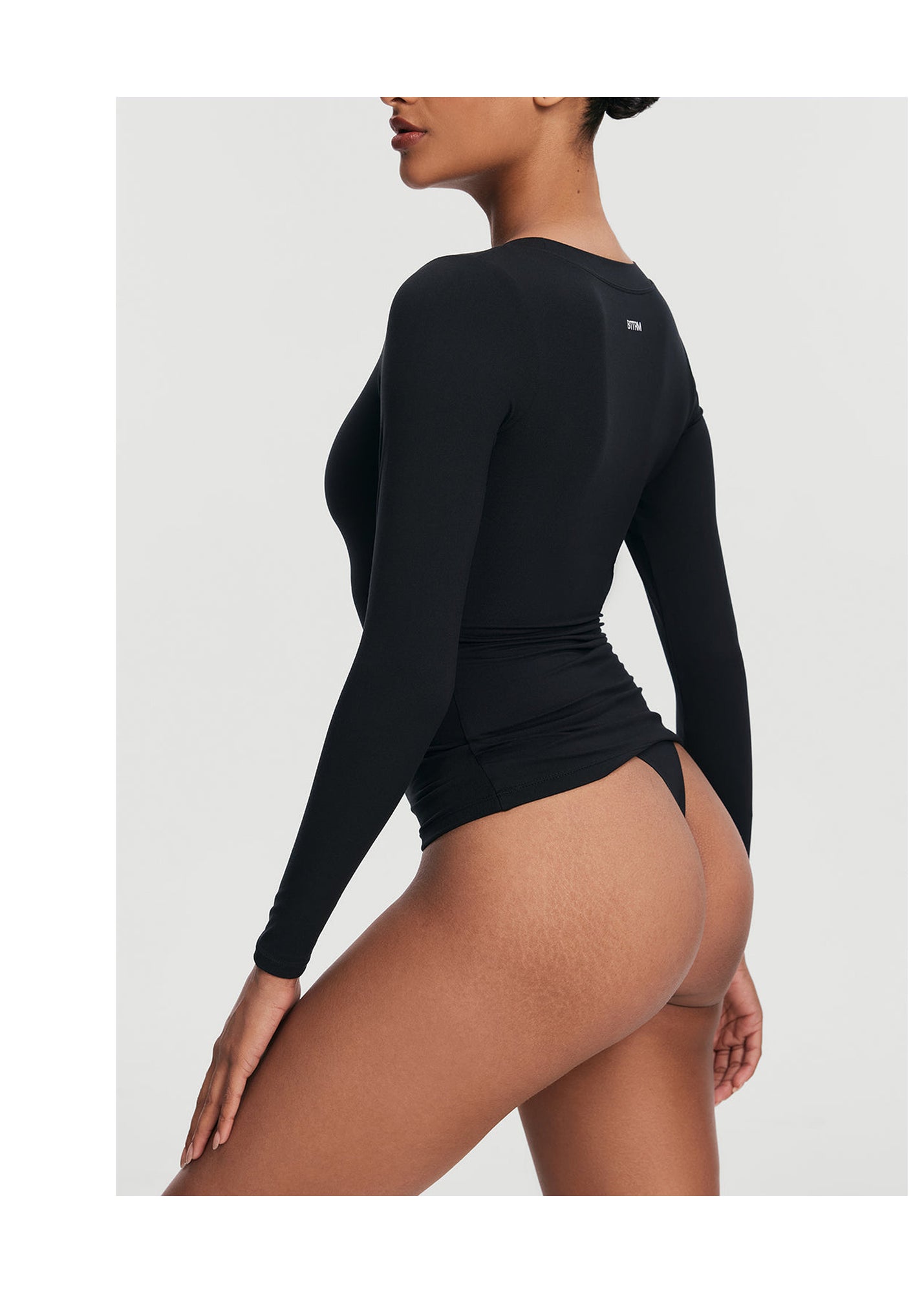 Scoop Neck Long Sleeve Top | Black