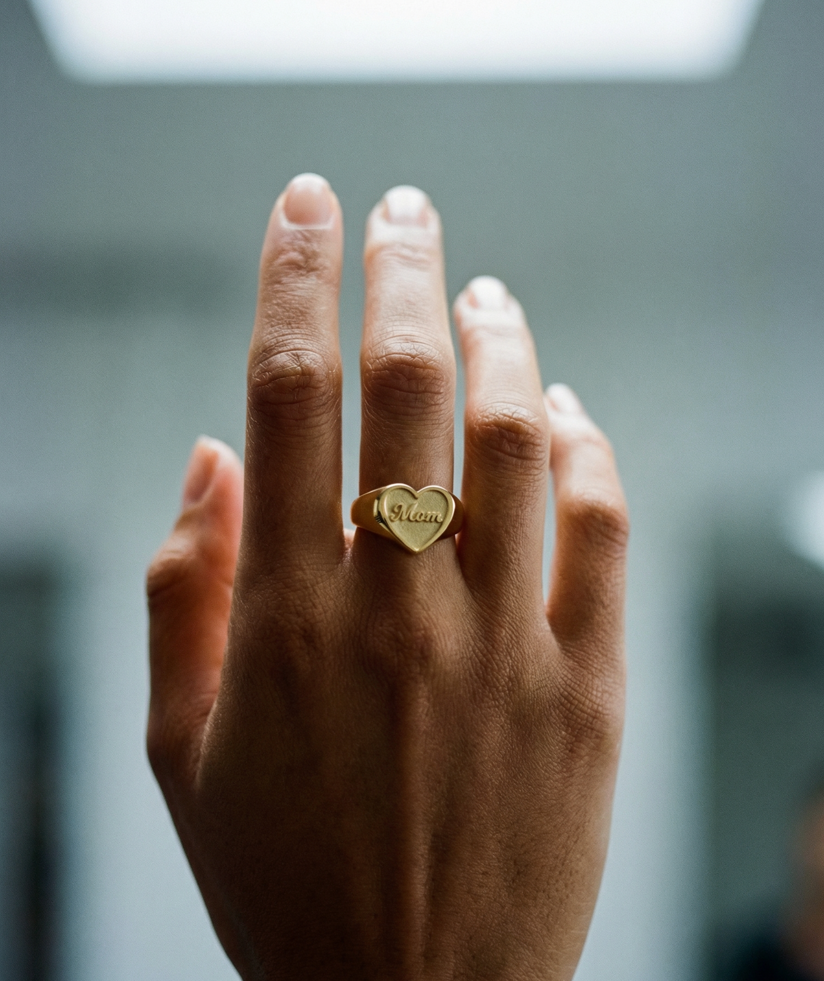 The Mom Heart Signet Ring | Gold Vermeil