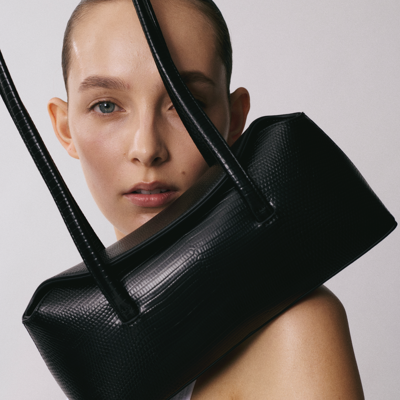 Reptile Noir With Charm