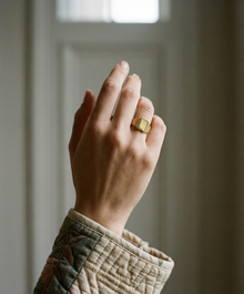 The Rouge Signet Ring | 18Kt Gold Vermeil