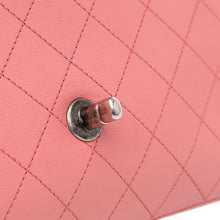 Chanel | Pre-Owned Quilted Calfskin Straight Lined Flap - I | Pink