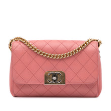 Chanel | Pre-Owned Quilted Calfskin Straight Lined Flap - I | Pink