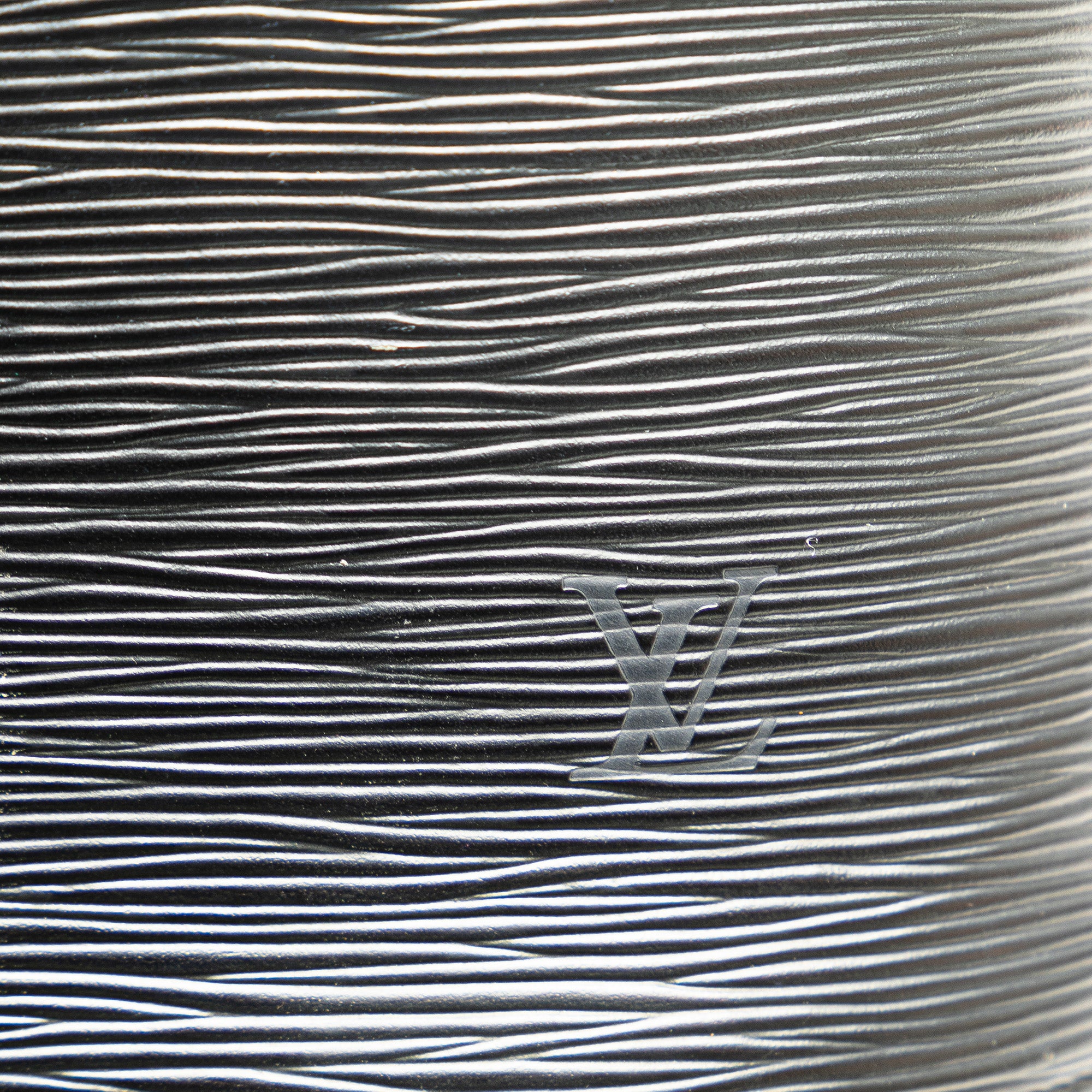 Louis Vuitton | Pre-Owned Epi Sac Verseau | Black