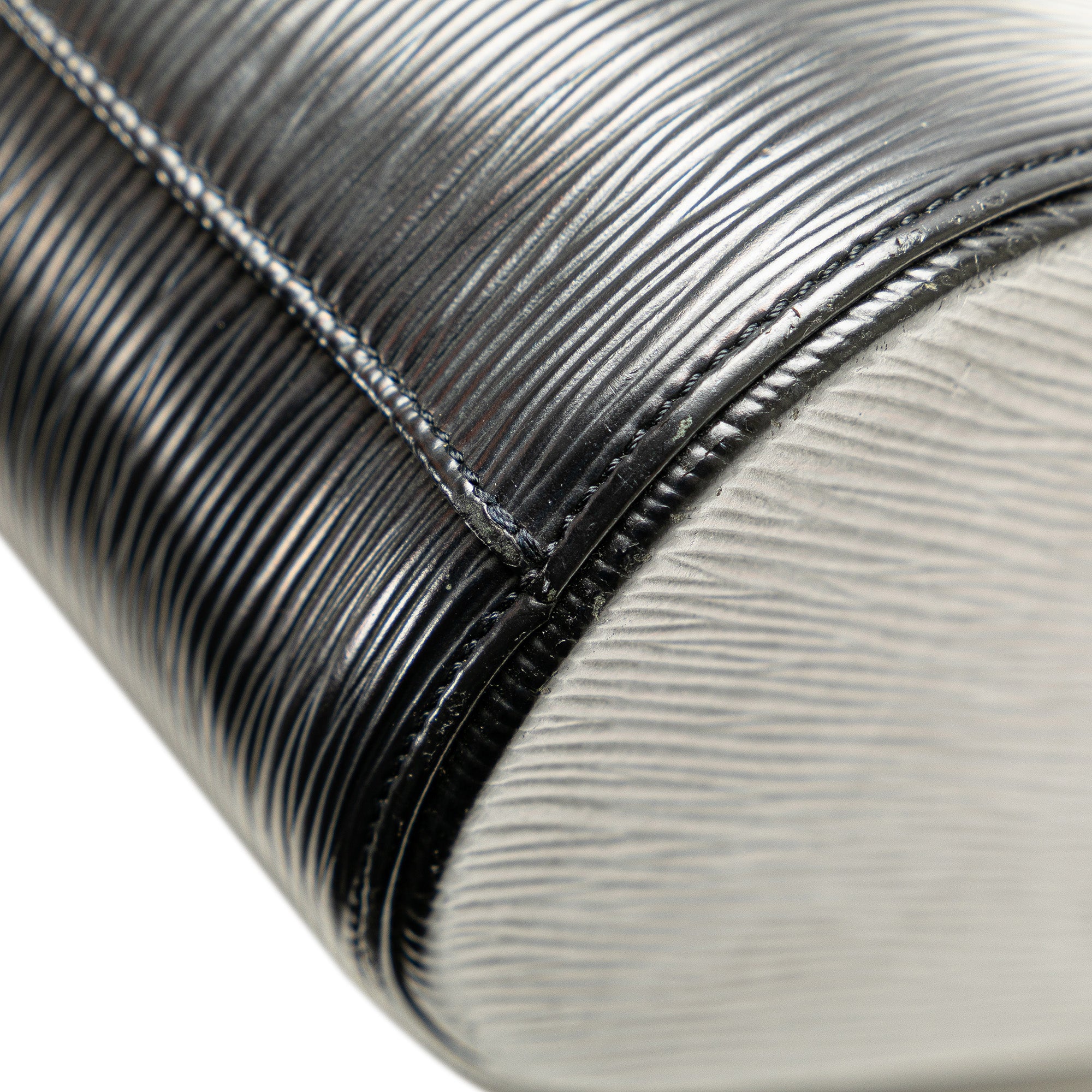 Louis Vuitton | Pre-Owned Epi Sac Verseau | Black