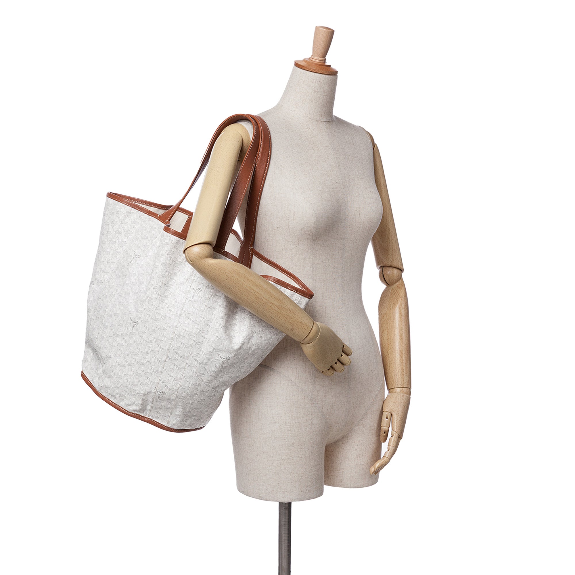 Goyard | Pre-Owned Goyardine Reversible Belharra Tote | WhiteBrownBrown