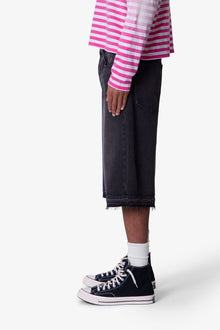 Ultra Baggy Raw Hem Denim Shorts | Washed Black