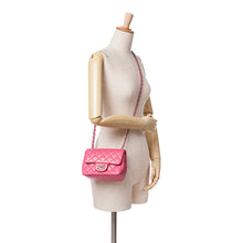 Chanel | Pre-Owned Mini Square Classic Lambskin Single Flap | Pink/Dark Pink