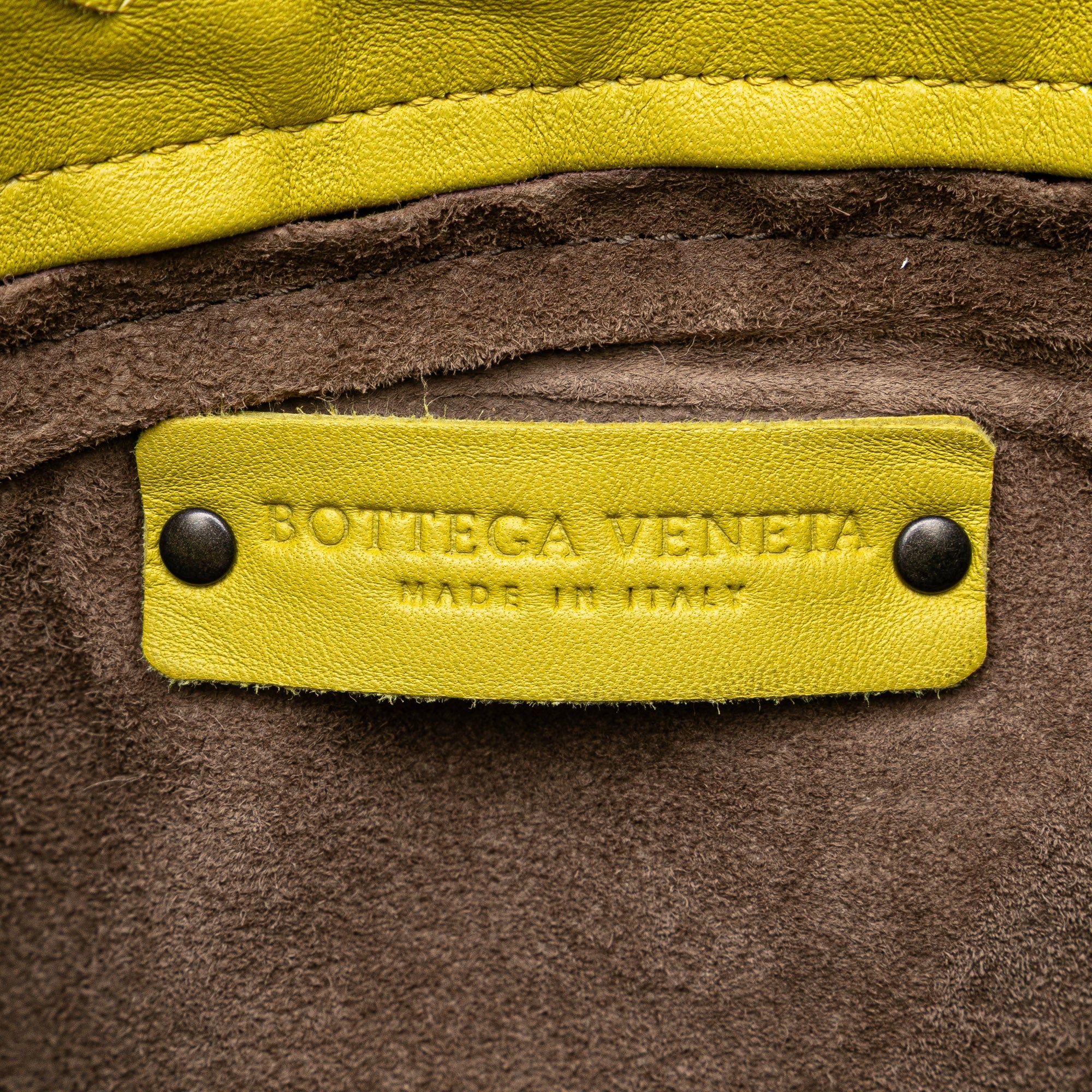 Bottega Veneta | Pre-Owned Nappa Intrecciato Bucket Bag | Yellow