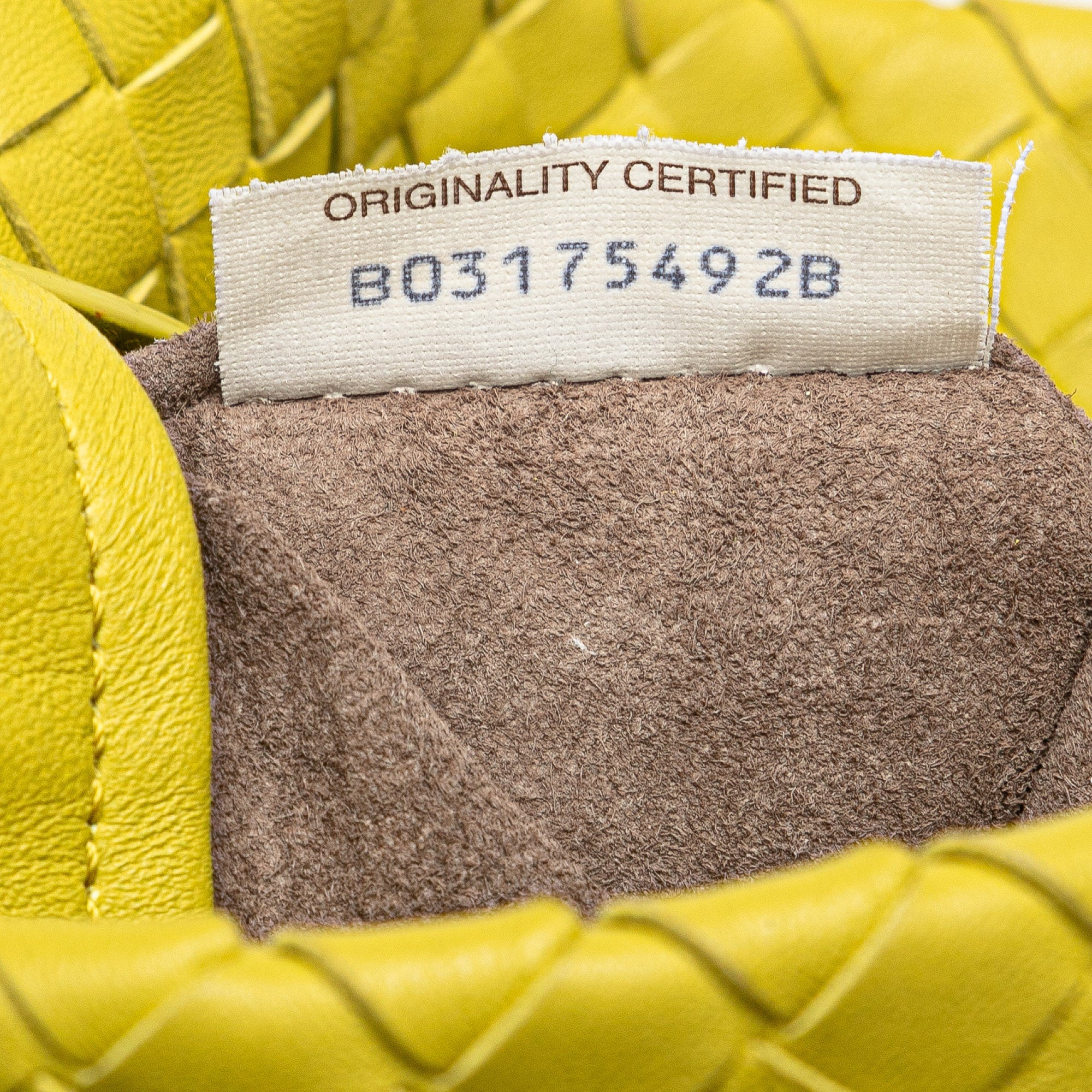 Bottega Veneta | Pre-Owned Nappa Intrecciato Bucket Bag | Yellow