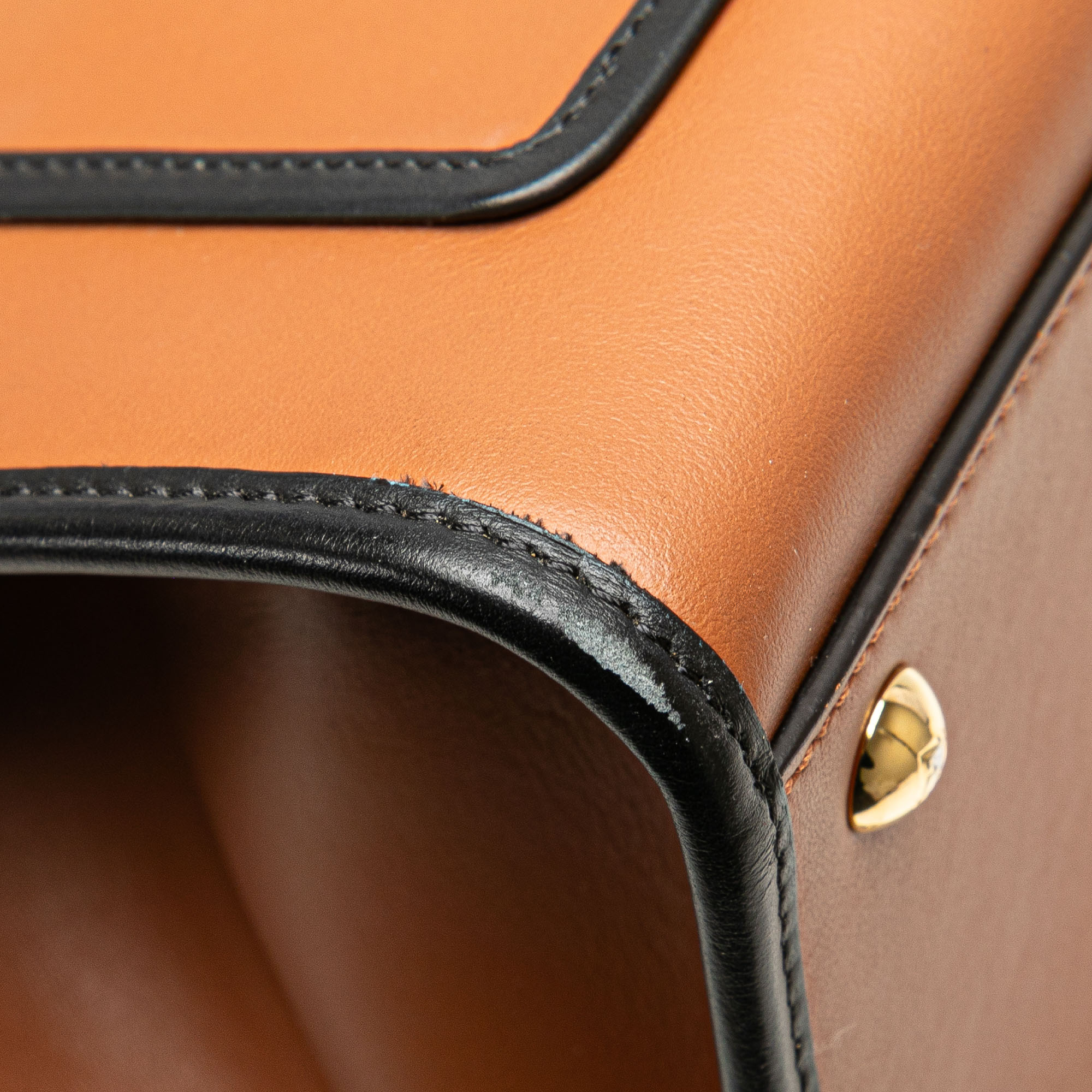 Fendi | Pre-Owned Small Leather Runaway Satchel | Brown/Camel