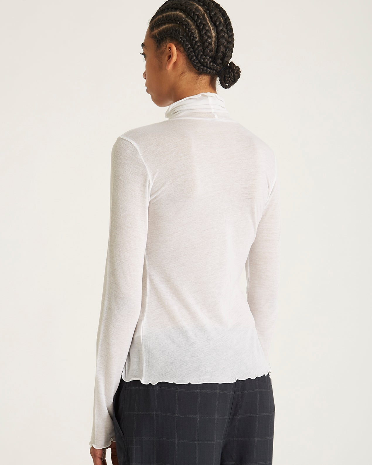 Ivory | Sofia Lightweight Turtleneck Top