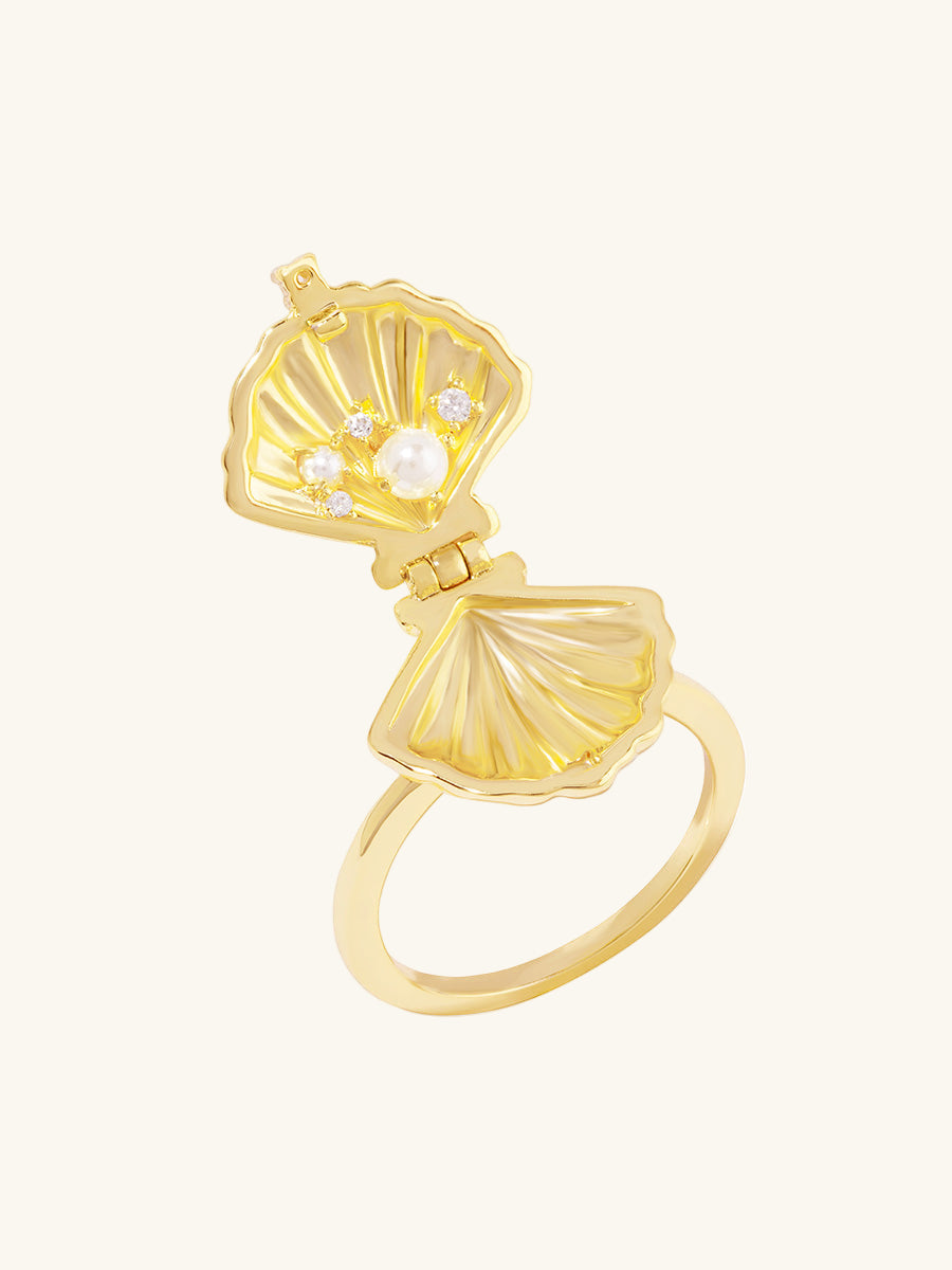 Sundaze Shell Locket Ring | 5A Grade Cubic Zirconia | 14K Gold Plated Brass